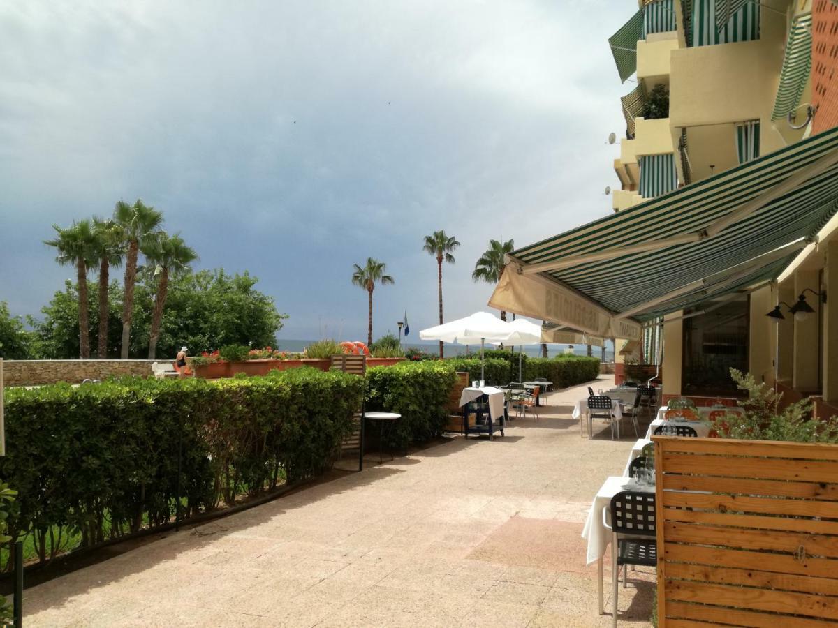 Sant Carlos de la Ràpita Atico Primer Linea De Mar Con Piscina En Ebrehogar מראה חיצוני תמונה